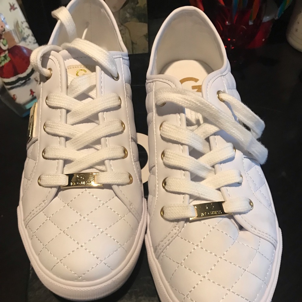 G by Guess Backer2 tennis shoes worn 2X.